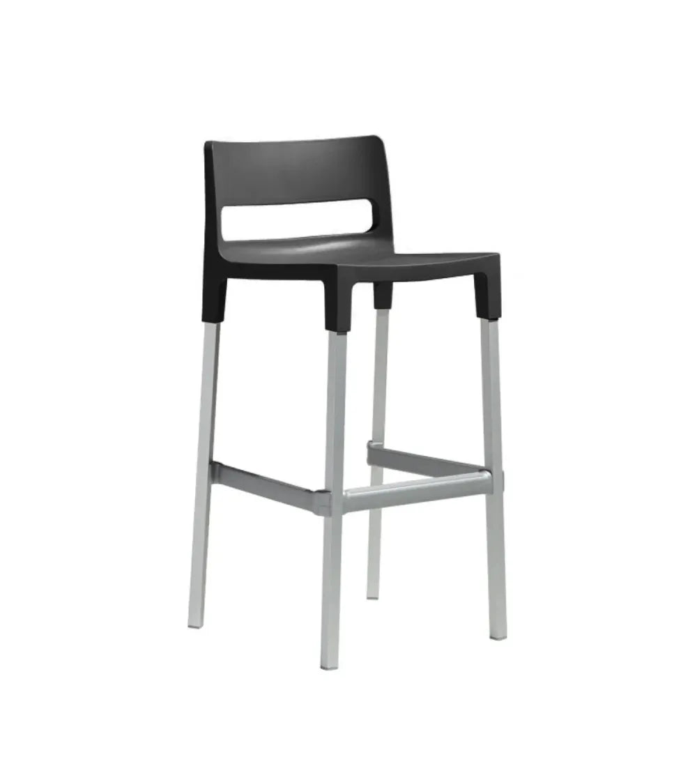 set-4-sgabelli-divo-scab-1.webp